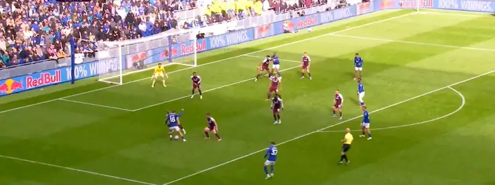 他没有获得, 跟哈维等人, news